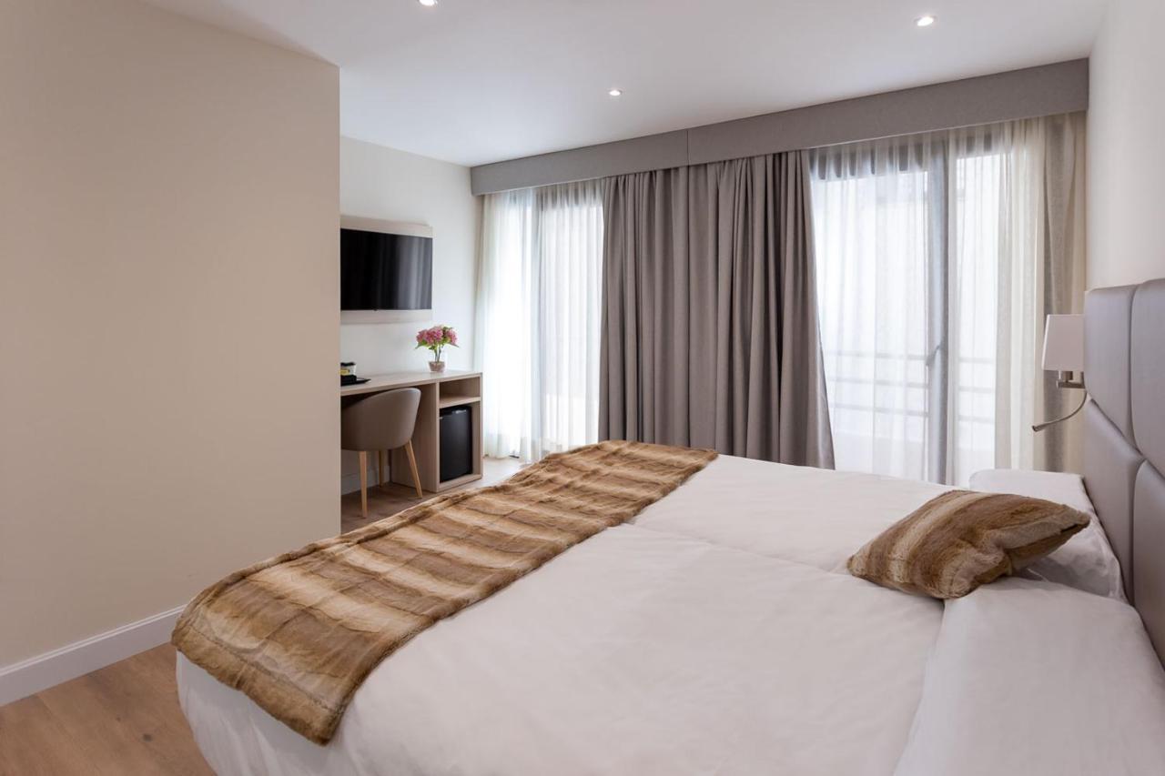 Hotel Saiola กัมโปรดอน ภายนอก รูปภาพ